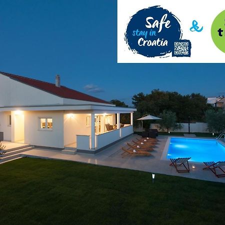 Villa Karla Debeljak - Zadar Buitenkant foto