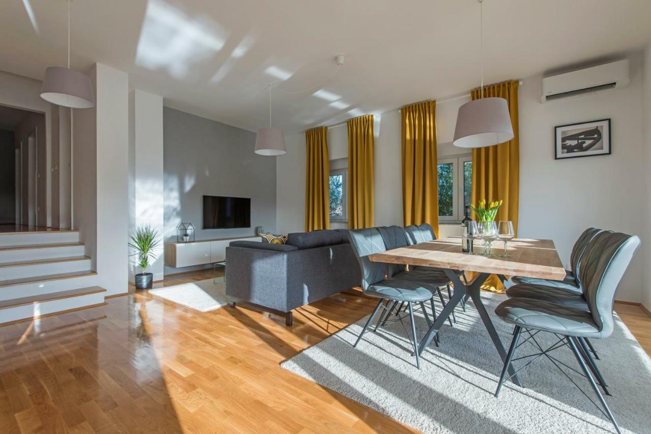 Villa Karla Debeljak - Zadar Buitenkant foto